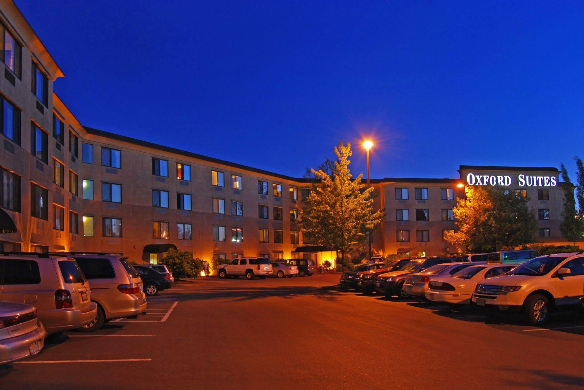 Oxford Suites Portland - Jantzen Beach Exteriér fotografie